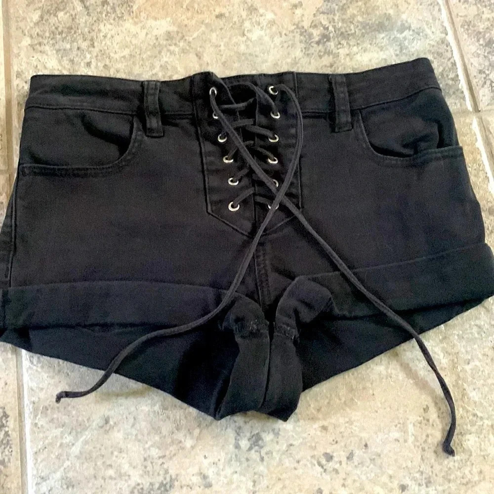 Pacsun super stretch shorts size 26 - Picture 2 of 8